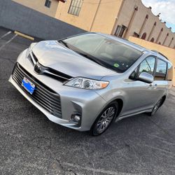 2019 Toyota Sienna