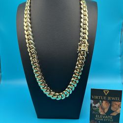 14m - 22inch Gold Regular Lock Miami Cuban Chain 