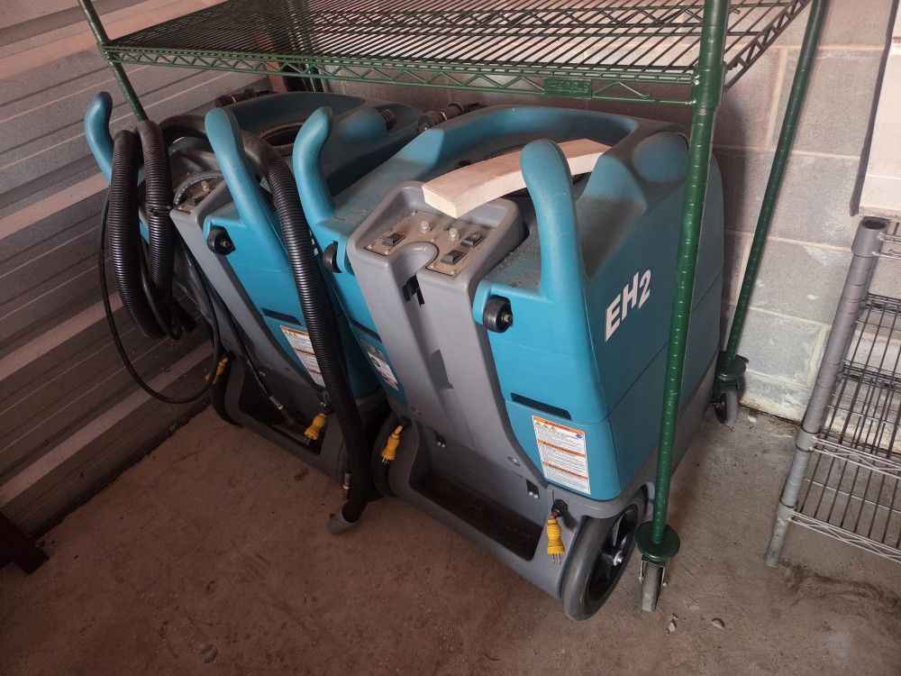NEW TENNANT EH2 CARPET EXTRACTOR 120V