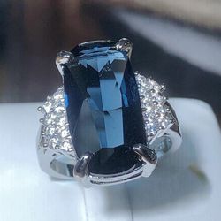 Huge Royal Aristocrat 2CT Blue Topaz Silver Art Filigree Ring - Size 7