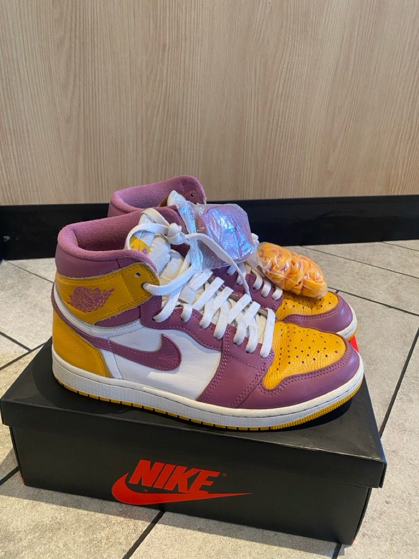 Air Jordan 1s