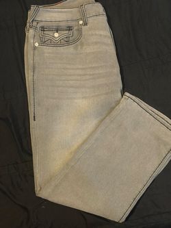 Pants size 36 from waist and 30/32 from leg width