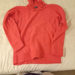 IZOD WOMEN'S SIZE LARGE HOODIE PINK IN EXCELLENT SHAPE!!!