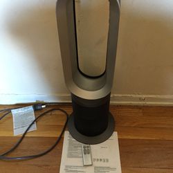 Dyson Hot+Cool Air Multiplier, Jet Focus Fan Heater Silver/grey- AM05  In good working condition   Will ship in non-retail box.  Comes with remote and