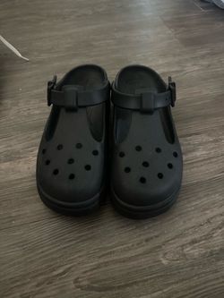 Black Maryjane Crocs W10