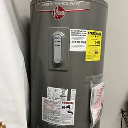 🔥 RHEEM 50-GALLON ELECTRIC WATER HEATER – GREAT DEAL 🔥  Rheem Performance Plus electric water heater, 50-gallon, 240V, in very good condition. Model
