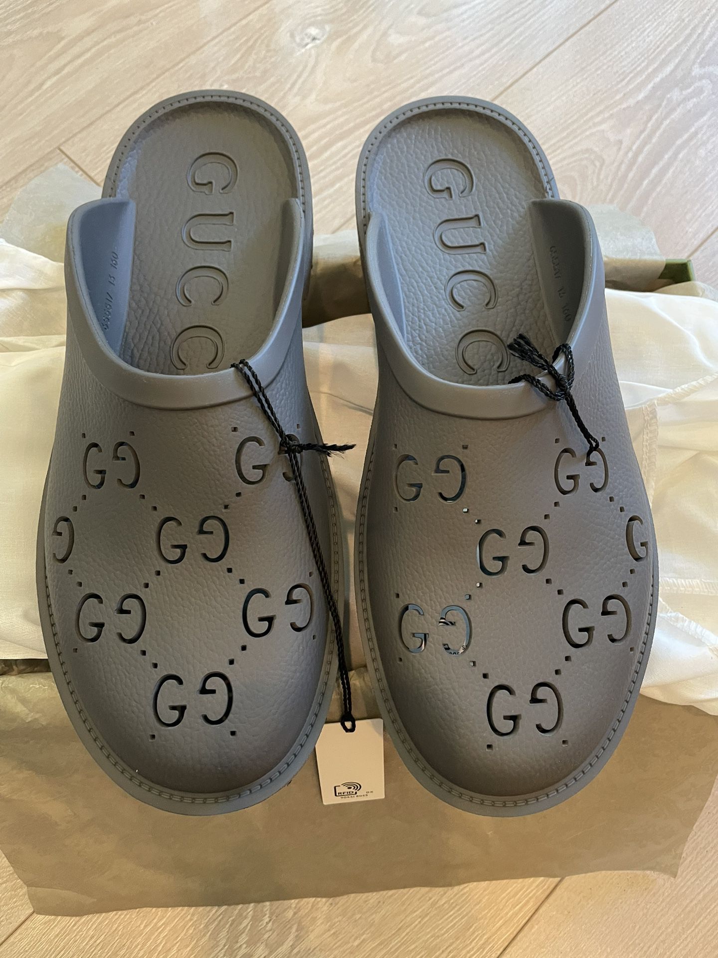 New-Gucci Men’s Sandals (UK 13)