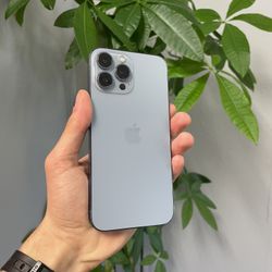 iPhone 3 Pro Max - Unlocked - 512GB - No Face ID
