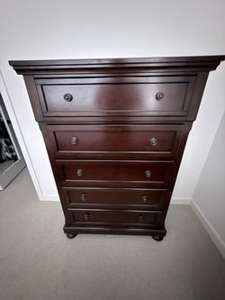 Wood Dresser