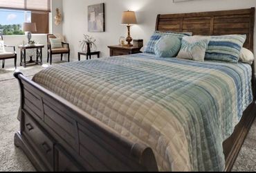 Queen bed
