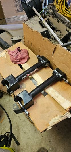 UMI performance upper trailing arms for g body