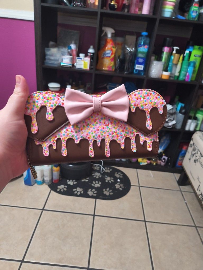 Disney Wallet
