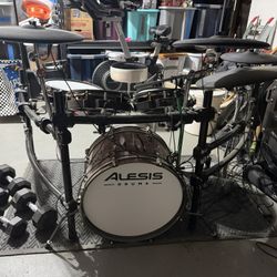 Alesis Strata Prime Electronic Drum Set