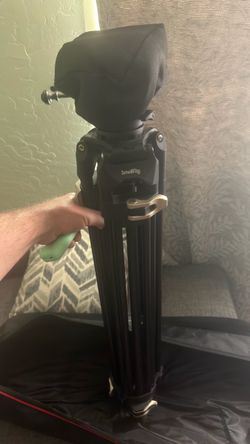 Small rig fluid head tripod