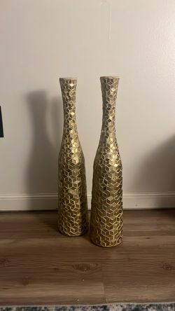 Gold and cream vase