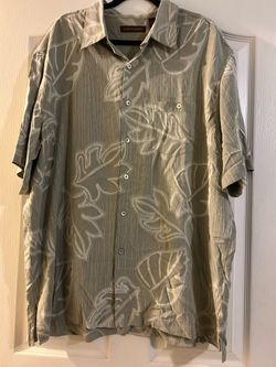 Tori Richard shirt