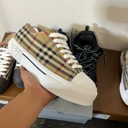 Burberry Shoes