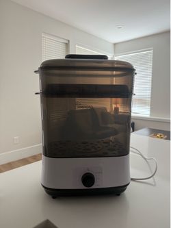 Baby bottle sterilizer