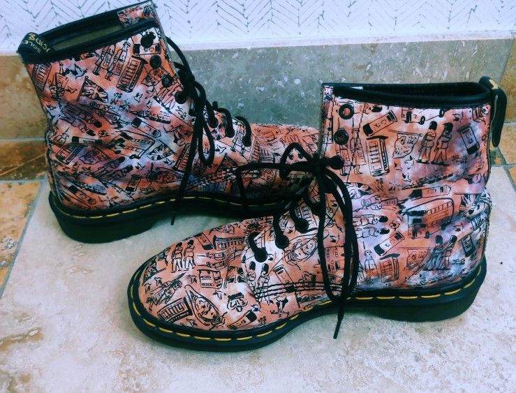 RARE Doc Martens!! 90s Pink Vintage London Scene- BRAND NEW