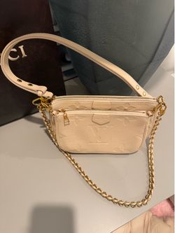 LV Purse 4 in 1