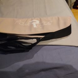 PoweRogue pink hip thrust belt for dumbbells, kettle bells or plates.
Ergonomic Slip-Resistant Design
Premium Leather Material
Hol