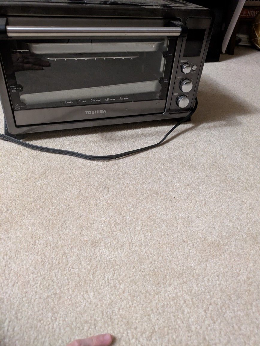 Toshiba Digital Convection Toaster Oven. Great Condition. 