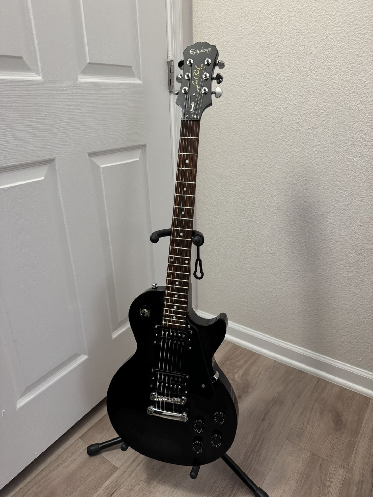 Epiphone Les Paul Studio Electric Guitar