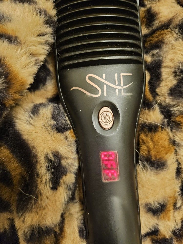 Ceramic Straightener