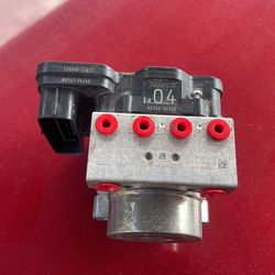 Abs Module 2017 Toyota Tacoma 4x4