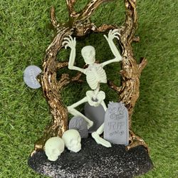 Skeleton Graveyard Glow In Dark Candle Holder 