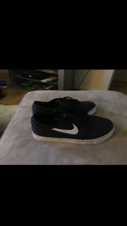 Nike size 7 mens