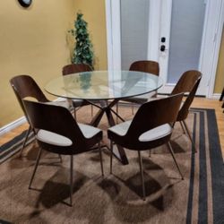 MOVING SALE!!! Modern Dining Table With Heavy Duty Chairs