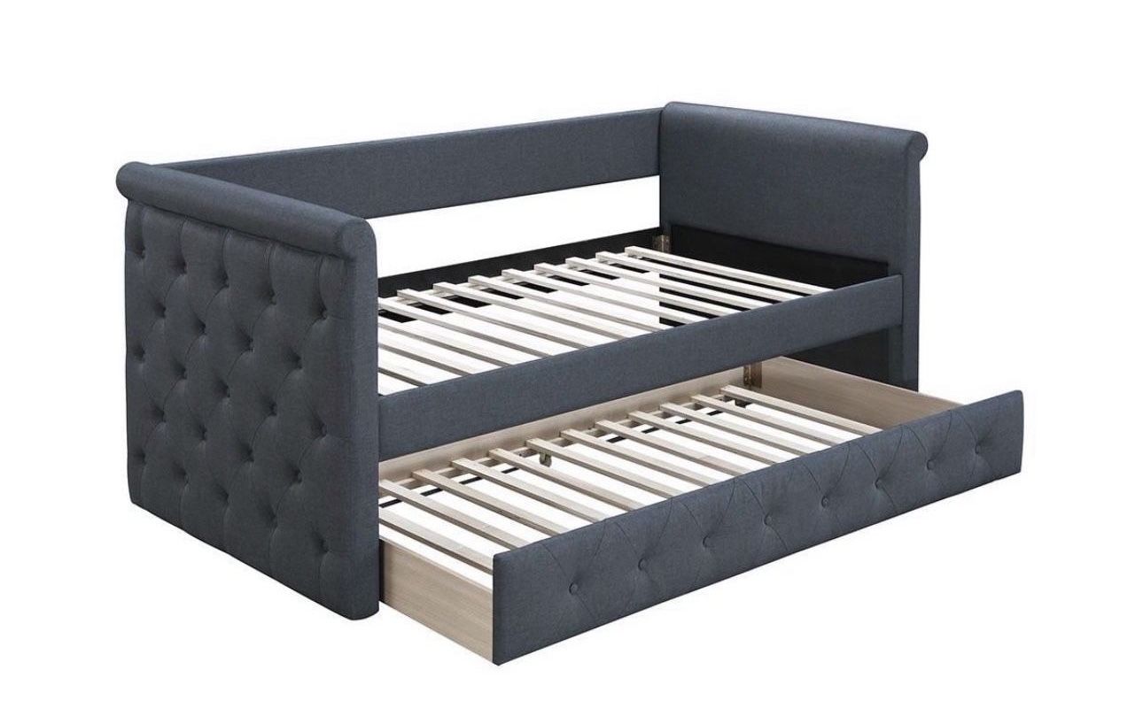 Brand New In Box Day Bed W/ Slats + Trundle. Pick Up In Long Beach Or We Can Deliver For A Fee.