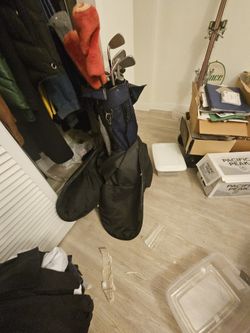 Golf Set With Travel Bags