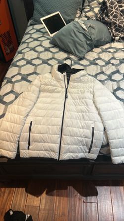 Calvin Klein puffer jacket (size medium) runs big