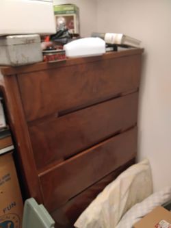 Wood 4-Drawer Dresser