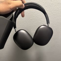 AirPods Max