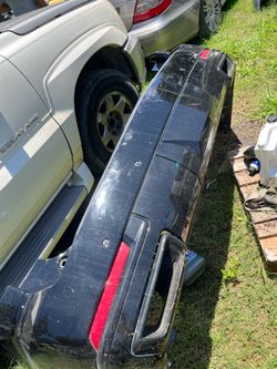 22-25 Cadillac Ecalade (parts) rear bumper