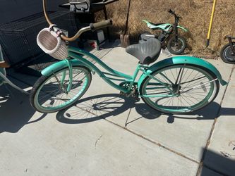 Aqua green beach cruiser
