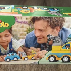My first tow truck Lego Duplo set (New In box)