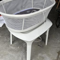 4moms mamaroo bassinet