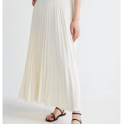 Maxi pleated skirt size S Party evenings casual white classic long flared