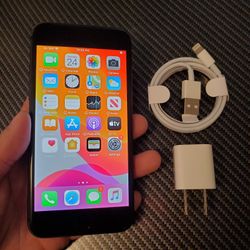 iPhone 8 - UNLOCKED - Like New  