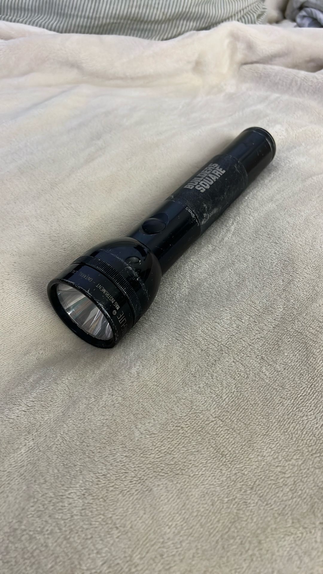 Mag-light flashlight