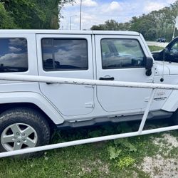 2014 Jeep Sierra Doors