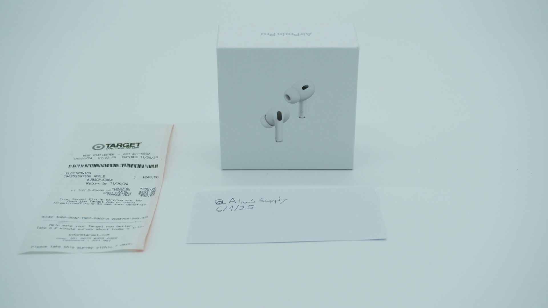 Air Pod Pro 2 ( Brand New )