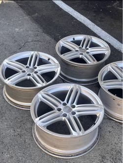 Audi Peelers 5x112 19x8.5 +43