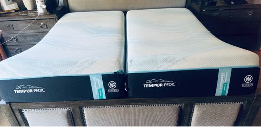 2 Twin XL  Tempur-pedic cooling mattress
