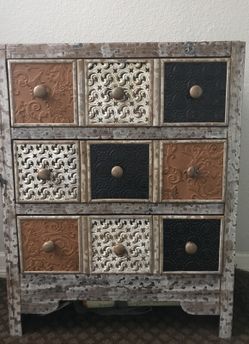 3-Drawer Rustic Dresser
