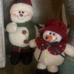 Tree Decorating.  I Come To You Put Up And Take Down A Tree 